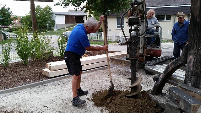 20150918 Weinpresse - Fundament für Pfeiler 006