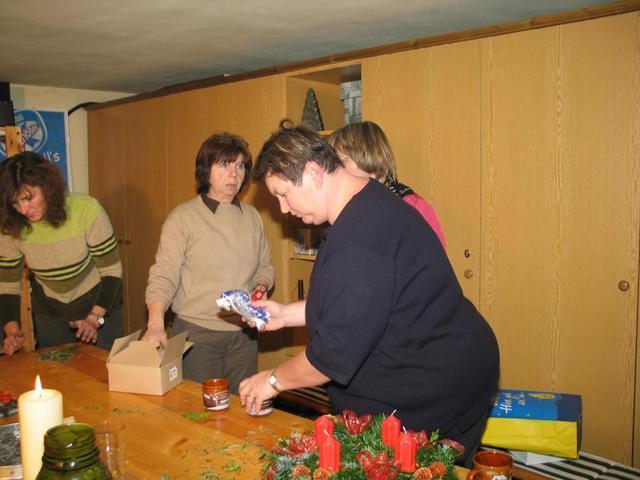 20051125_EDV-Runde Hedi_026.JPG